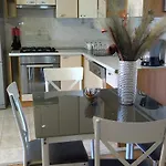 Maja Apartment *